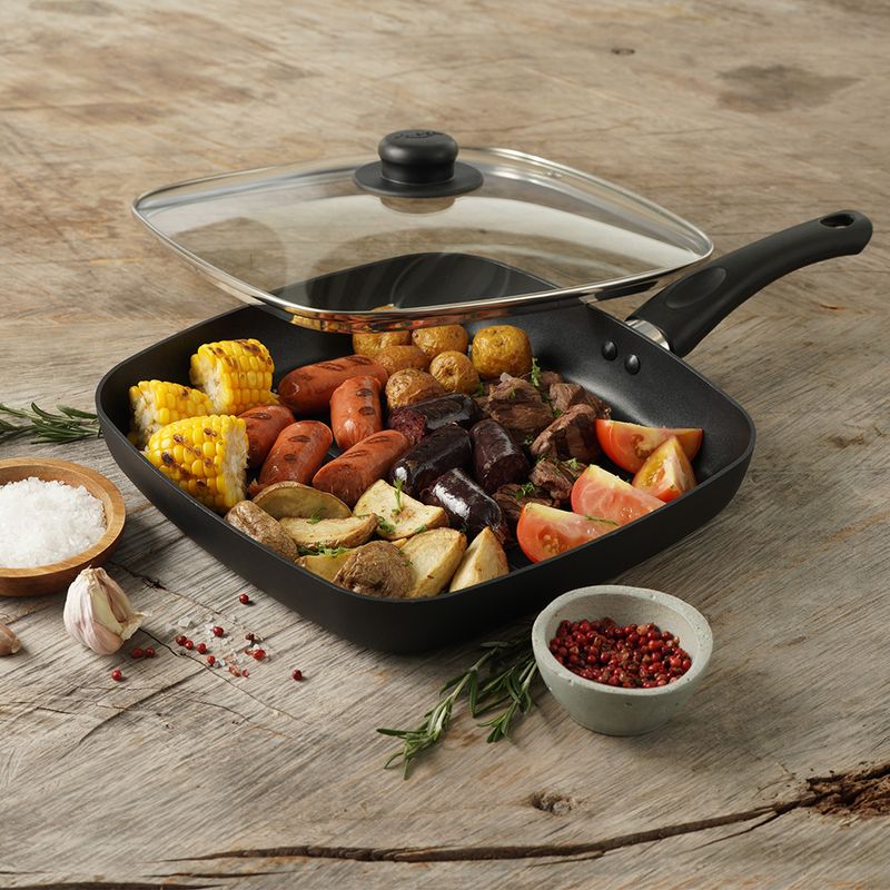 L39289-PLANCHA-GRILL-ALIADA-28X28-TV---02imagenAmbientada