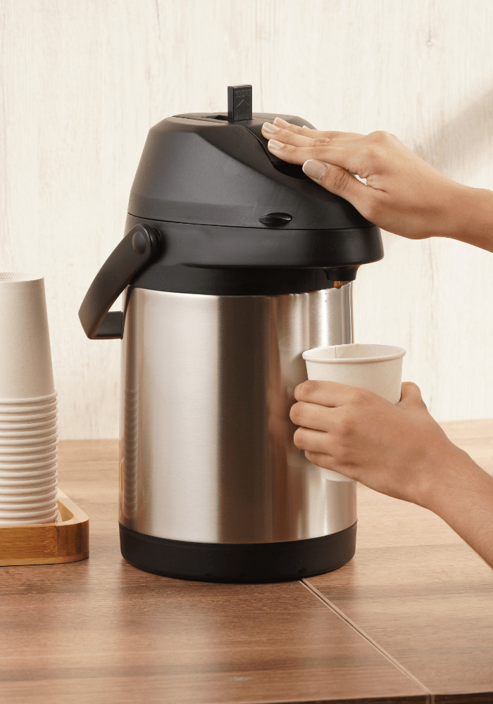 TERMO-BOMBA-2L-02imagenAmbientada