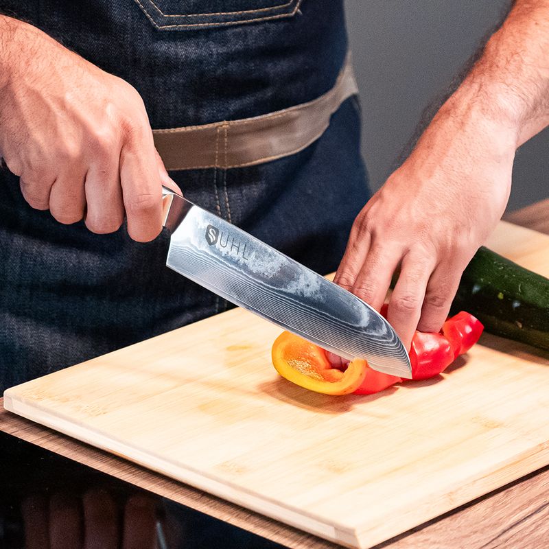 CUCHILLO-SANTOKU-7P-06