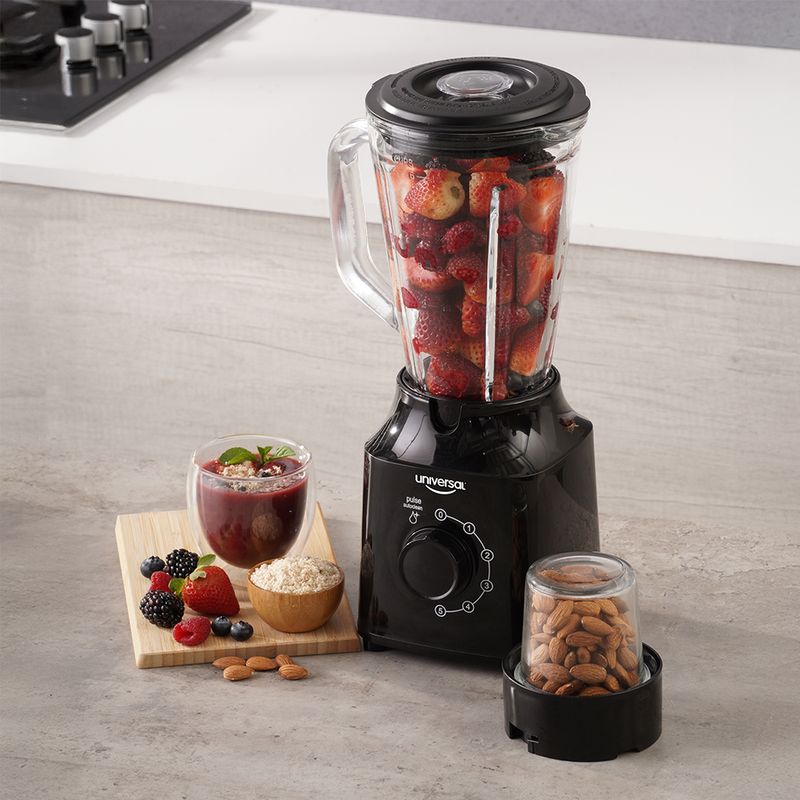 LICUADORA-ESENCIAL-04imagenAmbientada